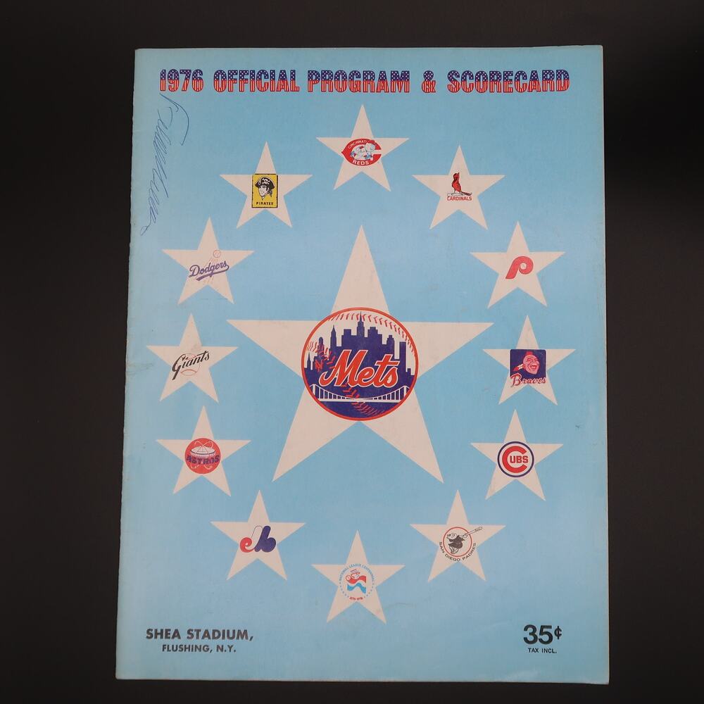 New York Mets Program & Scorecard 1976 Felix Millan Autograph Baseball Vintage